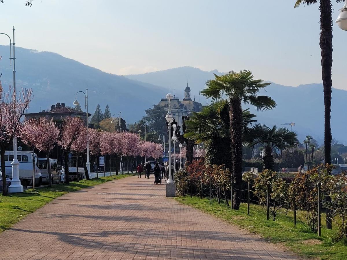 La Rosa Del Lago Stresa Exteriér fotografie